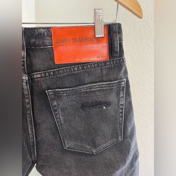 Oneteaspoon Stevie Boyfriend Jeans Shorts in black with ties on side 24 NWT - Picture 9 of 11